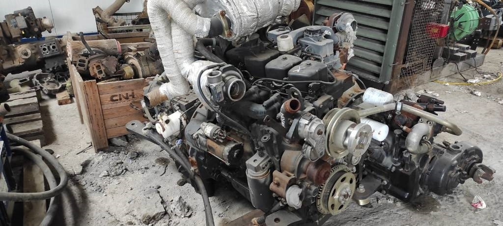 Iveco F4GE9484F*J0602 - Motor za Građevinska mašina: slika 1 Iveco F4GE9484F*J0602 - Motor za Građevinska mašina: slika 1