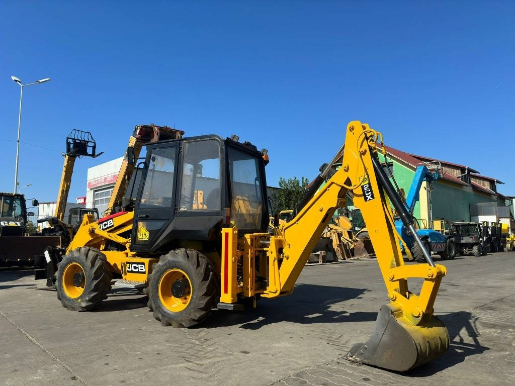JCB 2 CX - Bager utovarivač: slika 3 JCB 2 CX - Bager utovarivač: slika 3