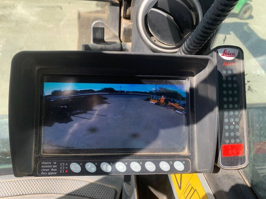 Bager točkaš JCB JS 145 W+Engcon Rototilt+Sistem Laser 2D Leica Ico: slika 17