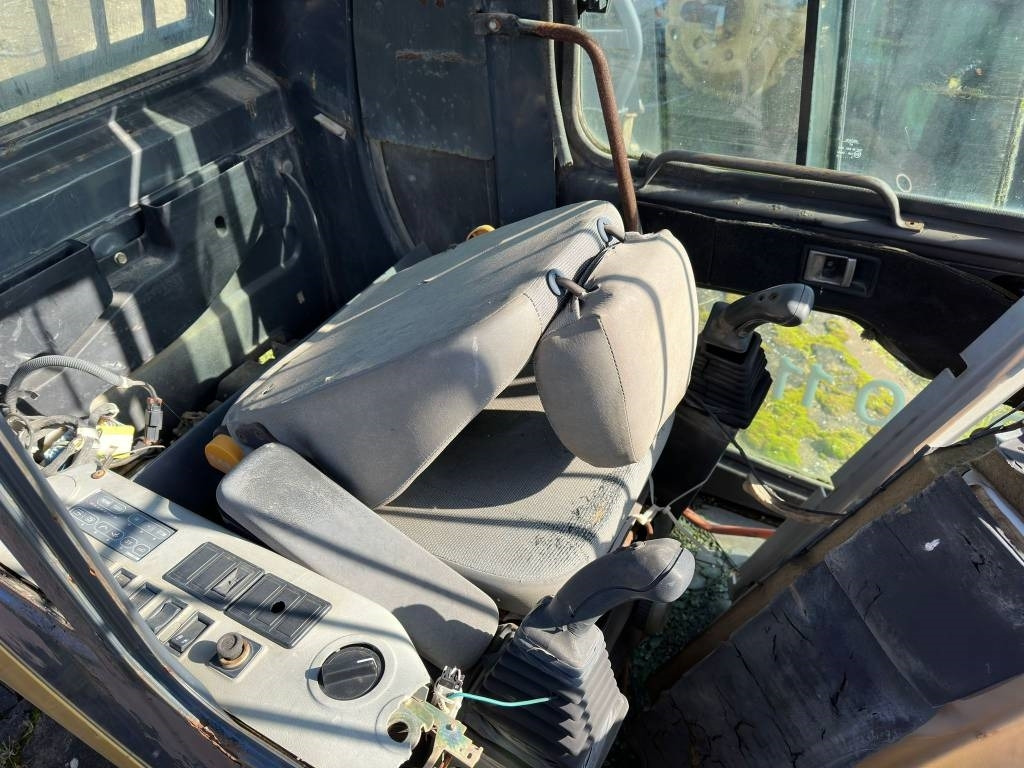 Komatsu PC240NLC-6K CABIN - Kabina za Građevinska mašina: slika 3 Komatsu PC240NLC-6K CABIN - Kabina za Građevinska mašina: slika 3