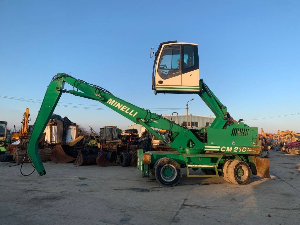 Minelli CM210 - Bager točkaš: slika 2 Minelli CM210 - Bager točkaš: slika 2