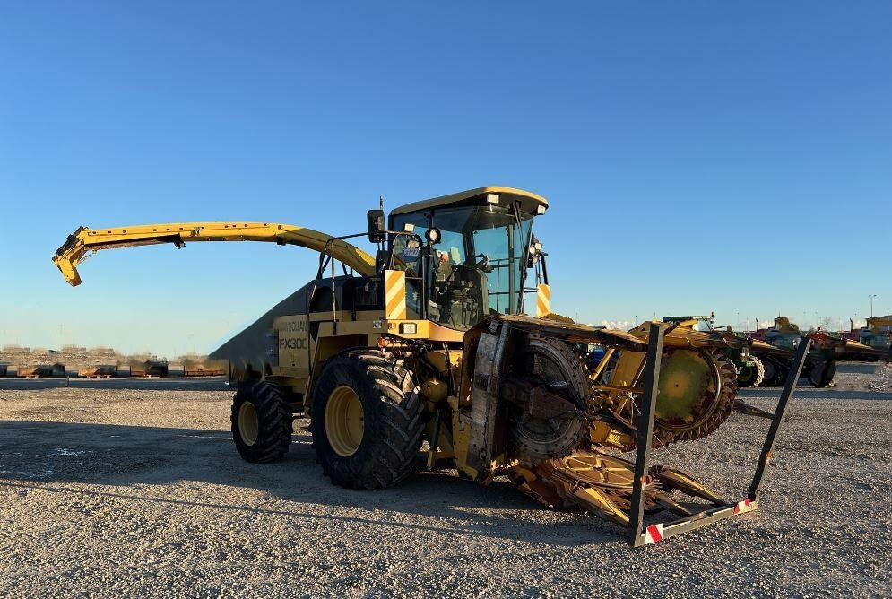 New Holland FX 300 - Kombinovani kombajn: slika 3 New Holland FX 300 - Kombinovani kombajn: slika 3