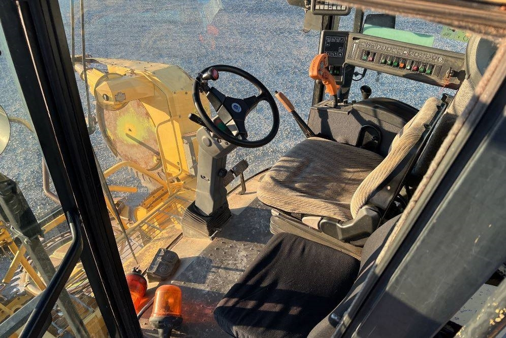 Kombinovani kombajn New Holland FX 300: slika 9