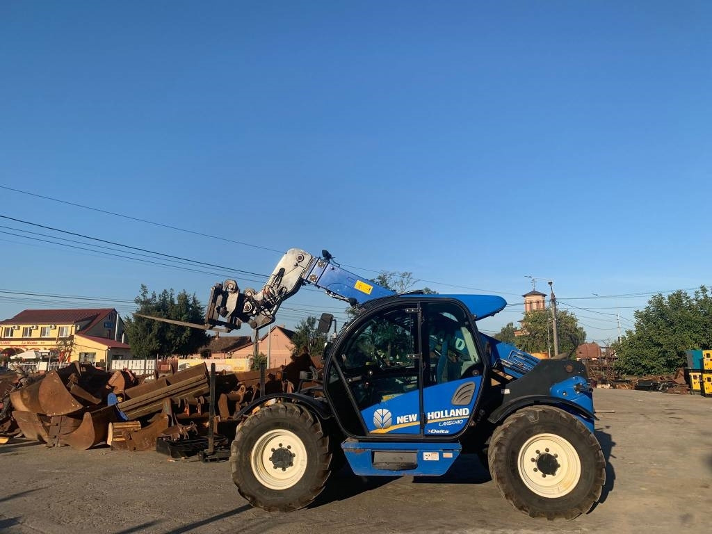New Holland LM 5040  - Teleskopski upravljač: slika 3 New Holland LM 5040  - Teleskopski upravljač: slika 3