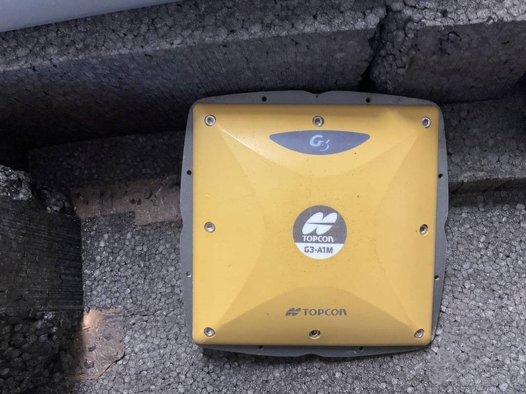 Topcon GX-60 3D GPS EQUIPMENT - Električni sistem za Građevinska mašina: slika 4 Topcon GX-60 3D GPS EQUIPMENT - Električni sistem za Građevinska mašina: slika 4