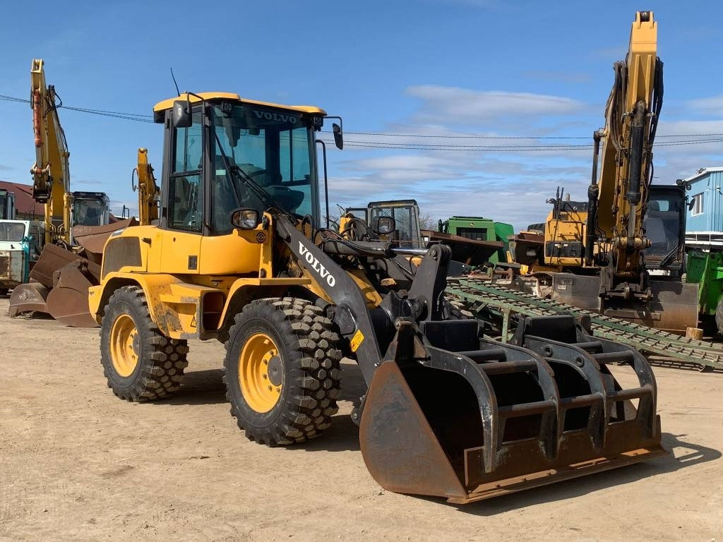 Volvo L 35 G - Utovarivač točkaš: slika 2 Volvo L 35 G - Utovarivač točkaš: slika 2