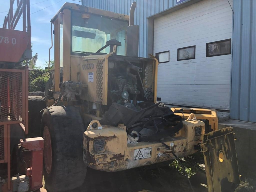 Volvo L 50 E FOR PARTS - Utovarivač točkaš: slika 3 Volvo L 50 E FOR PARTS - Utovarivač točkaš: slika 3