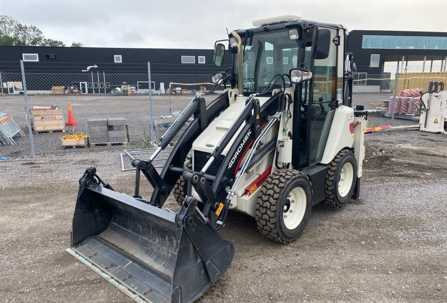 HIDROMEK HMK62SS - Bager utovarivač: slika 1 HIDROMEK HMK62SS - Bager utovarivač: slika 1