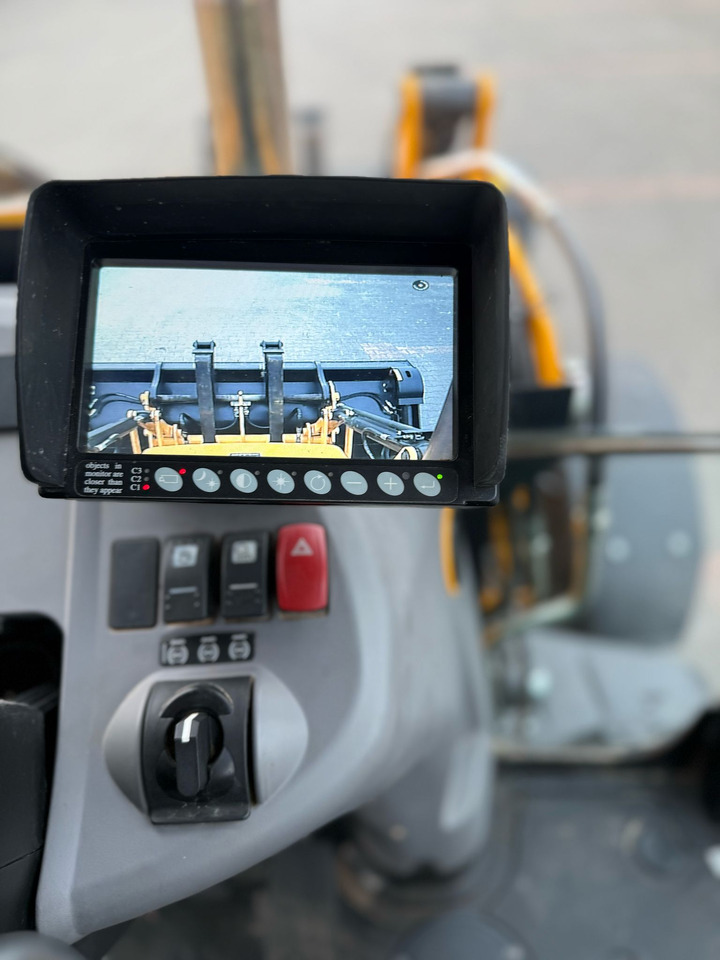 JCB 3CX - Bager utovarivač: slika 5 JCB 3CX - Bager utovarivač: slika 5