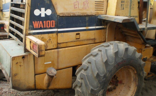 Komatsu wa100-1 - Utovarivač točkaš: slika 1 Komatsu wa100-1 - Utovarivač točkaš: slika 1