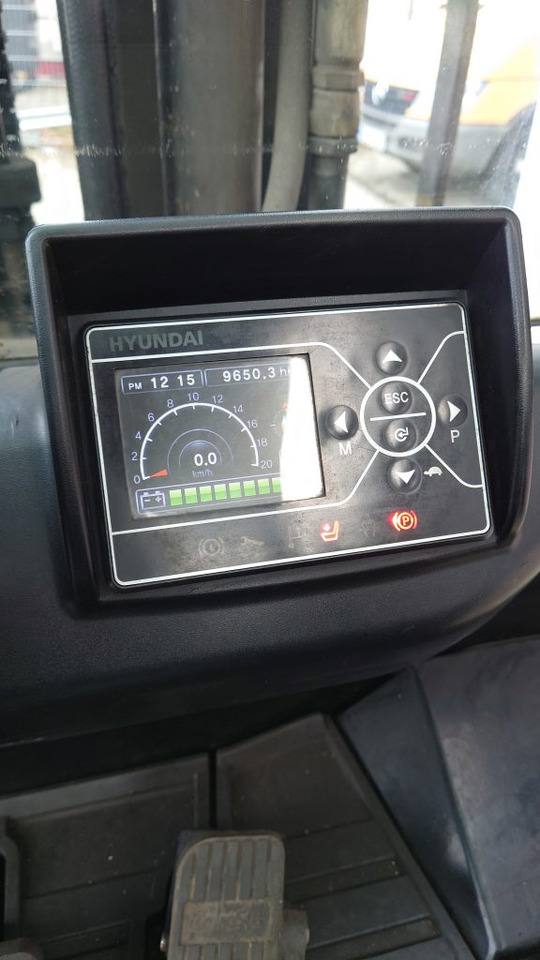 Hyundai 40B-9 - Električni viljuškar: slika 2 Hyundai 40B-9 - Električni viljuškar: slika 2