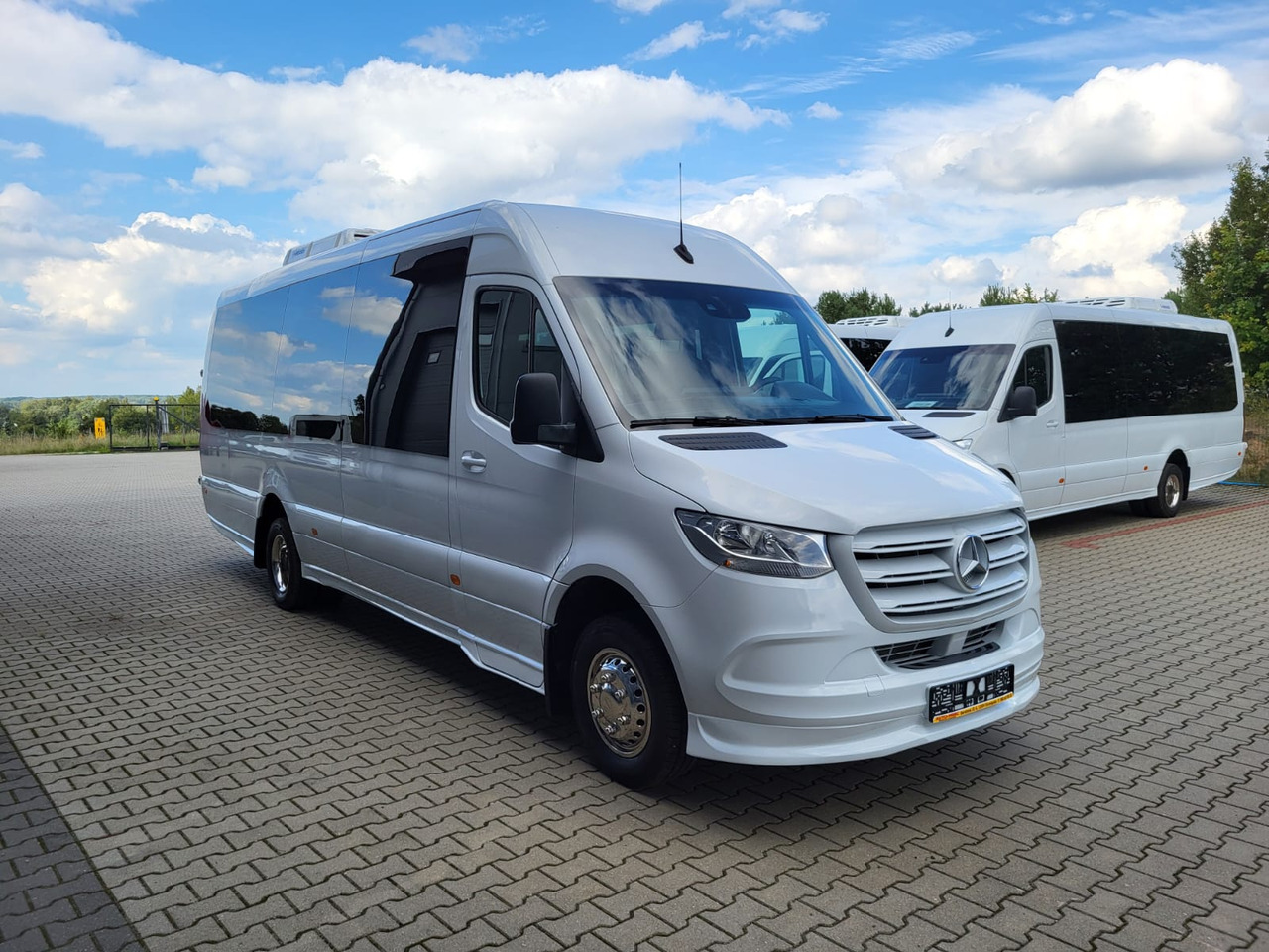 MERCEDES-BENZ Sprinter 517 CDI 24 places+ 3 standing NEW - Prigradski autobus: slika 2 MERCEDES-BENZ Sprinter 517 CDI 24 places+ 3 standing NEW - Prigradski autobus: slika 2