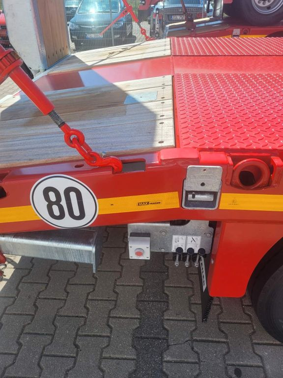 Faymonville MAX TRAILER MAX100-N-4A-9.30-U - Niska poluprikolica za prevoz: slika 3 Faymonville MAX TRAILER MAX100-N-4A-9.30-U - Niska poluprikolica za prevoz: slika 3