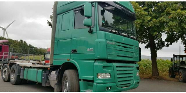 DAF XF105-460Super Spacs Cap G.Haus/Hoch Retarder - Šticar: slika 2 DAF XF105-460Super Spacs Cap G.Haus/Hoch Retarder - Šticar: slika 2