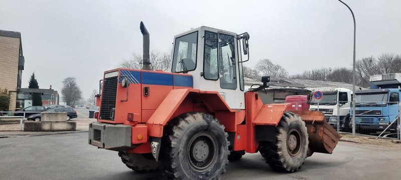 Fiat FR 10B Radlader 1,8m3 - Utovarivač točkaš: slika 4 Fiat FR 10B Radlader 1,8m3 - Utovarivač točkaš: slika 4