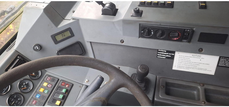 Grove GMK3055 6x6 55To.43Meter - Autokran za sve terene: slika 4 Grove GMK3055 6x6 55To.43Meter - Autokran za sve terene: slika 4