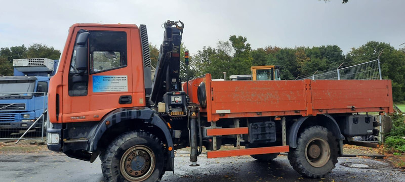 Iveco ML110-220 4x4 mit Kran+Funk - Kamion sa tovarnim sandukom, Kamion sa dizalicom: slika 3 Iveco ML110-220 4x4 mit Kran+Funk - Kamion sa tovarnim sandukom, Kamion sa dizalicom: slika 3