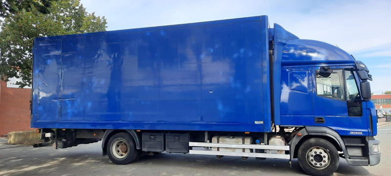 Iveco ML150E28 Koffer - Kamion sa zatvorenim sandukom: slika 3 Iveco ML150E28 Koffer - Kamion sa zatvorenim sandukom: slika 3