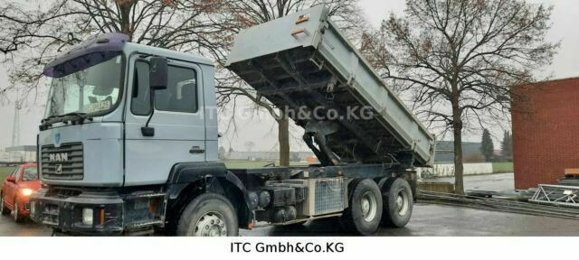 MAN 33.360K 6x4 Blatt/Blatt AP-Achse - Istovarivač: slika 2 MAN 33.360K 6x4 Blatt/Blatt AP-Achse - Istovarivač: slika 2