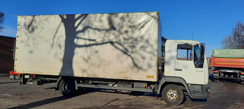 MAN L2000 - Kamion sa zatvorenim sandukom: slika 2 MAN L2000 - Kamion sa zatvorenim sandukom: slika 2