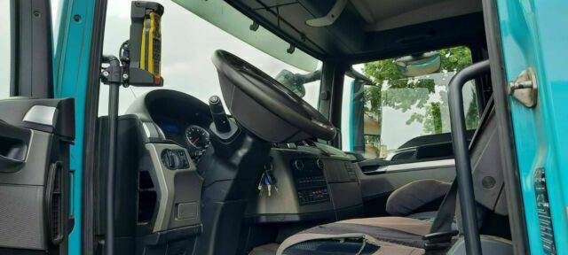 Kamion sa hidrauličnom kukom, Kamion sa dizalicom MAN TGS 18.440 Abroller mit Funk +Kran vor: slika 9