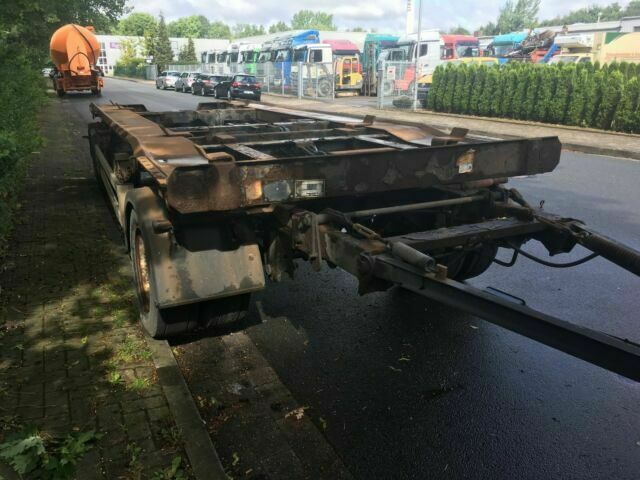 Meiller K18 ZL5 Deutsches Fahrzeug - Prikolica za prevoz kontejnera/ Prikolica sa promenjivim sandukom: slika 4 Meiller K18 ZL5 Deutsches Fahrzeug - Prikolica za prevoz kontejnera/ Prikolica sa promenjivim sandukom: slika 4