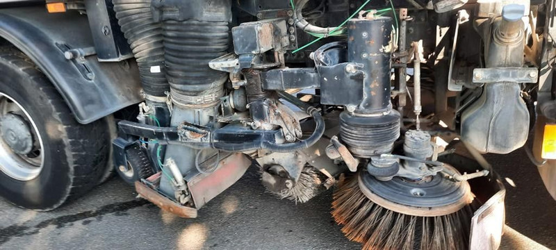 Autočistilica Mercedes-Benz 1824 Axor: slika 14 Autočistilica Mercedes-Benz 1824 Axor: slika 14