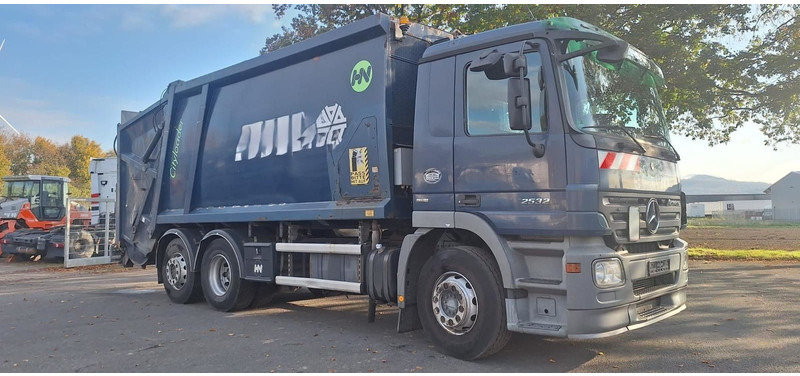 Mercedes-Benz 2632 Müllwgen 6x2 M.Haus E5 Blatt/Luft - Kamion za smeće: slika 2 Mercedes-Benz 2632 Müllwgen 6x2 M.Haus E5 Blatt/Luft - Kamion za smeće: slika 2