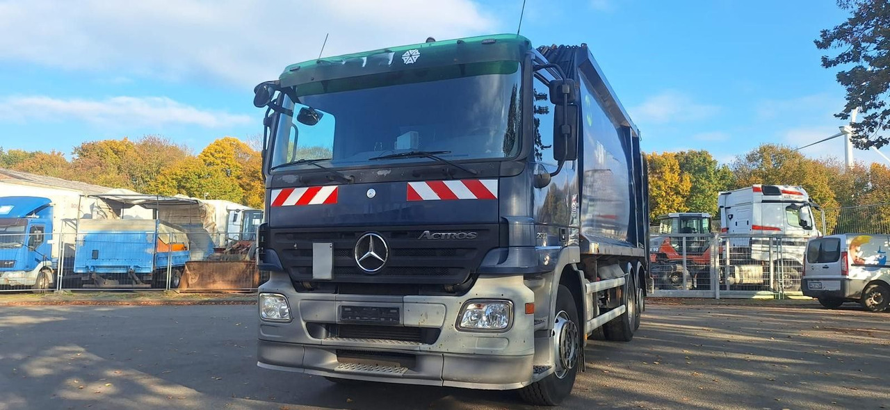 Mercedes-Benz 2632 Müllwgen 6x2 M.Haus E5 Blatt/Luft - Kamion za smeće: slika 1 Mercedes-Benz 2632 Müllwgen 6x2 M.Haus E5 Blatt/Luft - Kamion za smeće: slika 1