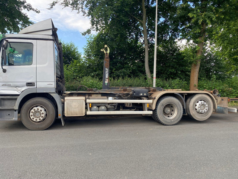 Mercedes-Benz 2641K 6x2 Abroller Klima - Kamion sa hidrauličnom kukom: slika 2 Mercedes-Benz 2641K 6x2 Abroller Klima - Kamion sa hidrauličnom kukom: slika 2