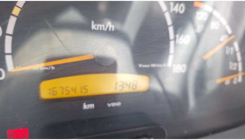 Dostavno vozilo sa otvorenom sandukom, Dostavno vozilo sa duplom kabinom Mercedes-Benz 300-serie 313 Pritsche Doppelkabine: slika 8