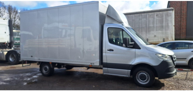 Mercedes-Benz 315 317 319 Sprinter III Koffer - Dostavno vozilo sa zatvorenim sandukom: slika 3 Mercedes-Benz 315 317 319 Sprinter III Koffer - Dostavno vozilo sa zatvorenim sandukom: slika 3
