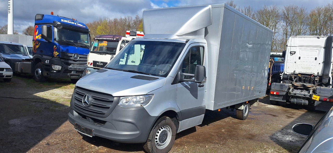 Mercedes-Benz 315 317 319 Sprinter III Koffer - Dostavno vozilo sa zatvorenim sandukom: slika 2 Mercedes-Benz 315 317 319 Sprinter III Koffer - Dostavno vozilo sa zatvorenim sandukom: slika 2