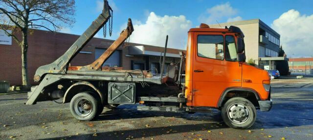 Mercedes-Benz 818D Absetzkipper/Meiller Euro:4 1-Hand - Kamion za utovaranje kontejnera: slika 5 Mercedes-Benz 818D Absetzkipper/Meiller Euro:4 1-Hand - Kamion za utovaranje kontejnera: slika 5
