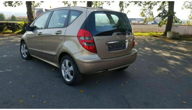 Mercedes-Benz A-Klasse 200 CDI - Hečbek: slika 3 Mercedes-Benz A-Klasse 200 CDI - Hečbek: slika 3