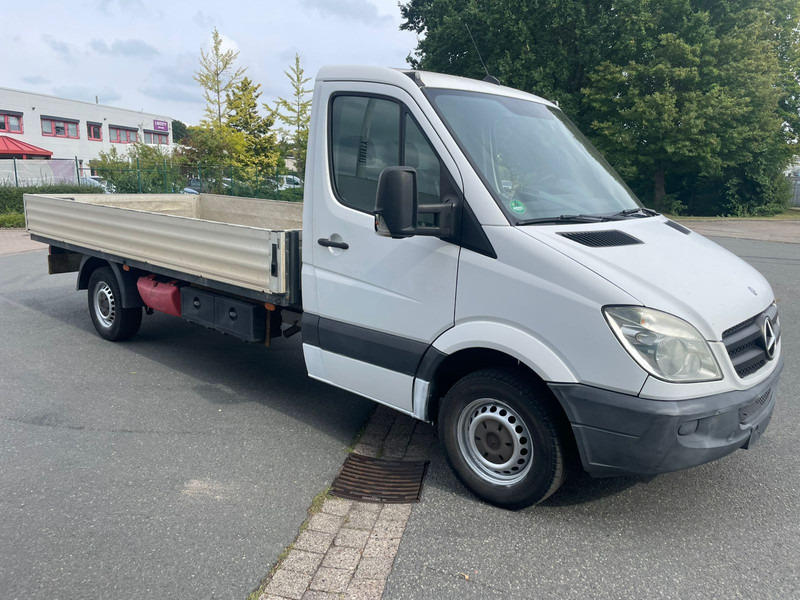 Mercedes-Benz Sprinter 316 - Dostavno vozilo sa otvorenom sandukom: slika 1 Mercedes-Benz Sprinter 316 - Dostavno vozilo sa otvorenom sandukom: slika 1