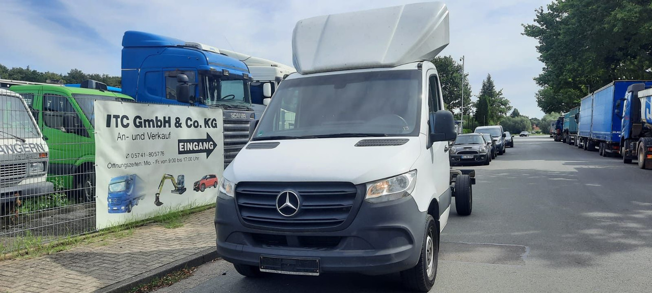 Mercedes-Benz Sprinter III Pritsche RWD/AWD 311/314/316 CDI RW - Dostavno vozilo sa otvorenom sandukom: slika 4 Mercedes-Benz Sprinter III Pritsche RWD/AWD 311/314/316 CDI RW - Dostavno vozilo sa otvorenom sandukom: slika 4