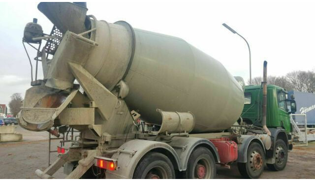 Scania 124-380PS 8x4 9-Qubik Stetter Euro:4 ZF-Schalte - Mikser za beton: slika 4 Scania 124-380PS 8x4 9-Qubik Stetter Euro:4 ZF-Schalte - Mikser za beton: slika 4