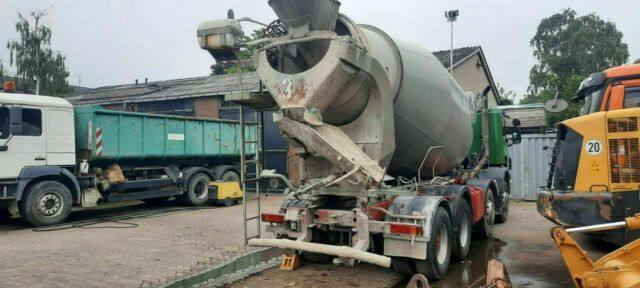 Scania P340PS 4-Achser 8x4 Betonmischer Euro:4 - Mikser za beton: slika 4 Scania P340PS 4-Achser 8x4 Betonmischer Euro:4 - Mikser za beton: slika 4