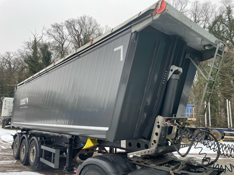 Schmitz Cargobull 3-Achser 48 qubik Getreidekipper - Poluprikolica istovarivača: slika 1 Schmitz Cargobull 3-Achser 48 qubik Getreidekipper - Poluprikolica istovarivača: slika 1