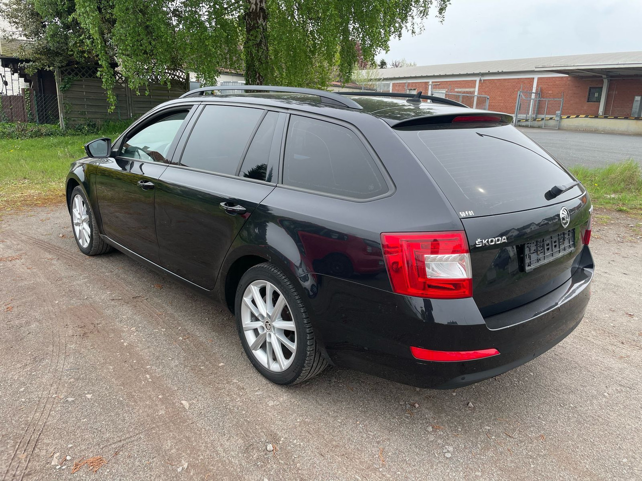 Skoda Octavia 2.0 TDI Green tec Solution Combi - Automobil: slika 2 Skoda Octavia 2.0 TDI Green tec Solution Combi - Automobil: slika 2