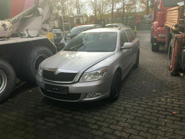 Skoda Octavia Scout Vollausst. 105 KW - Automobil: slika 1 Skoda Octavia Scout Vollausst. 105 KW - Automobil: slika 1