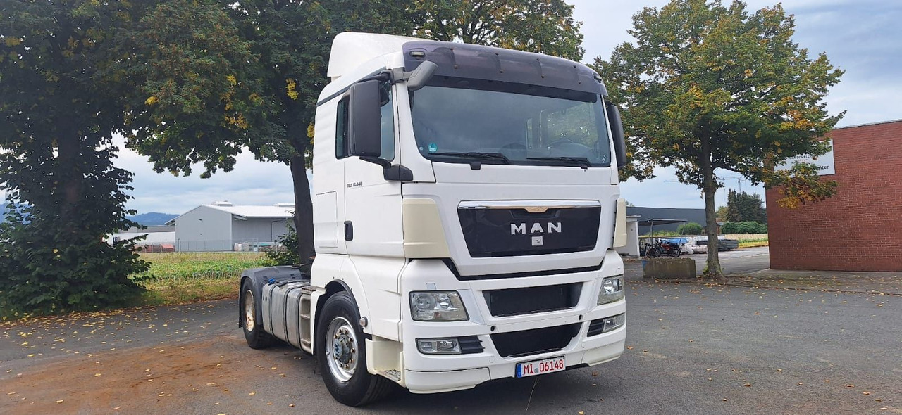 Tegljač MAN TGX18.440H 4x4 SZM Kipphydraulik: slika 1