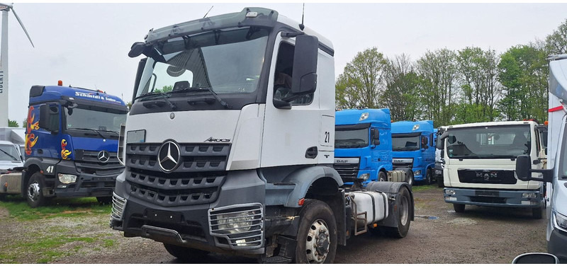 Mercedes-Benz 1840 HD 4x4 Arocs - Tegljač: slika 1 Mercedes-Benz 1840 HD 4x4 Arocs - Tegljač: slika 1