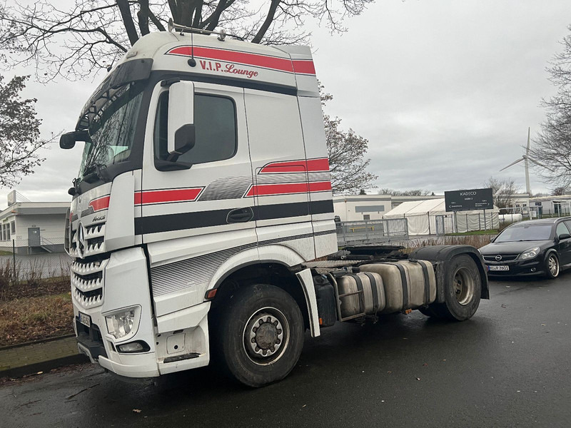 Mercedes-Benz 1845 Arocs 4x4 HD 1-Hand - Tegljač: slika 5 Mercedes-Benz 1845 Arocs 4x4 HD 1-Hand - Tegljač: slika 5