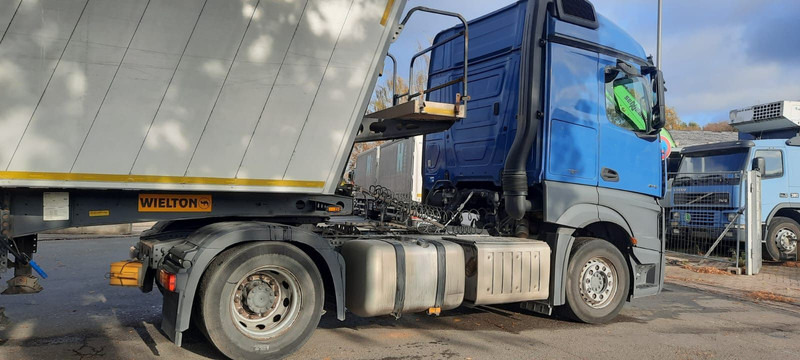 Tegljač Mercedes-Benz Actros 1843LS 4x2 G.Haus/Hochdach Kipphyd./2-Kre: slika 6