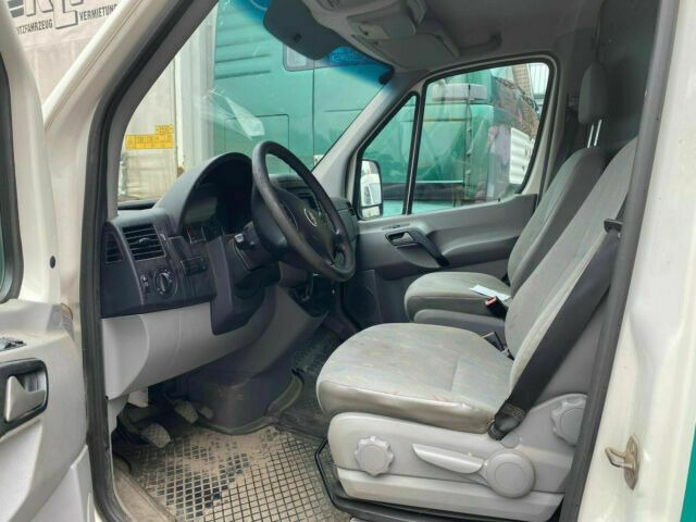Volkswagen Crafter TDI Lang/Klima 3-Sitzer - Furgon: slika 4 Volkswagen Crafter TDI Lang/Klima 3-Sitzer - Furgon: slika 4