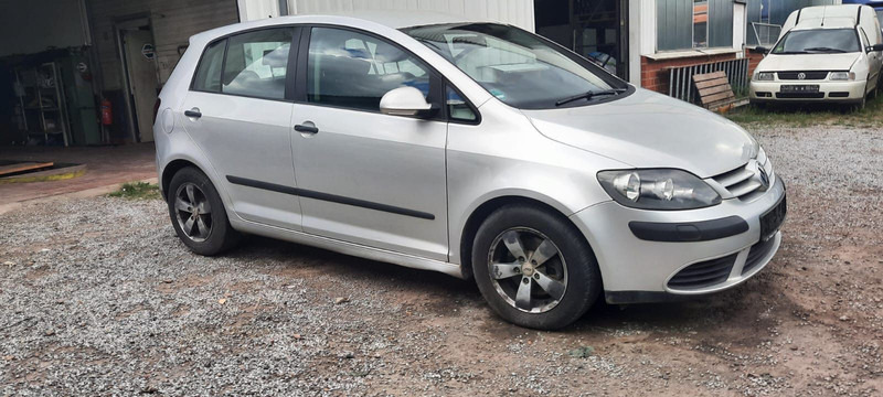 Volkswagen Golf Plus 1.9 TDI DSG DPF Comfortline - Hečbek: slika 1 Volkswagen Golf Plus 1.9 TDI DSG DPF Comfortline - Hečbek: slika 1