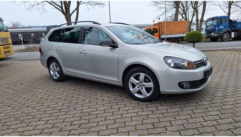 Volkswagen Golf Variant Style - Karavan: slika 1 Volkswagen Golf Variant Style - Karavan: slika 1
