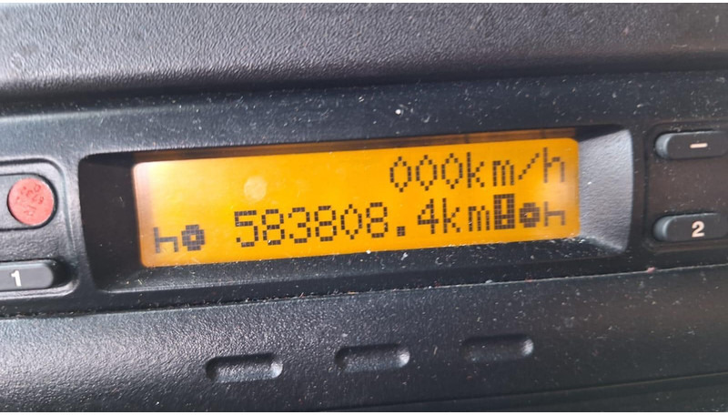 Volvo FM7 6x2 Koffer 3x vorhanden - Kamion sa tovarnim sandukom: slika 4 Volvo FM7 6x2 Koffer 3x vorhanden - Kamion sa tovarnim sandukom: slika 4
